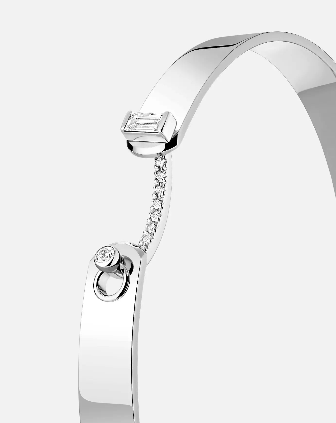 Dinner Date GM Mood Bangle in White Gold