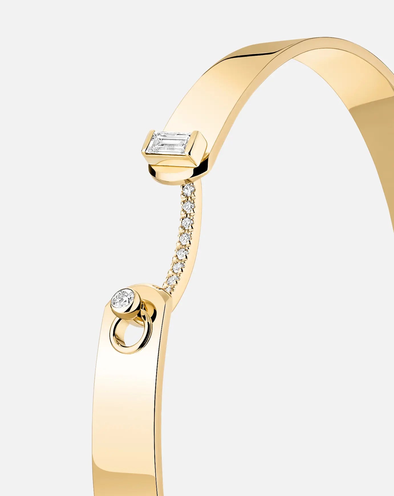 Dinner Date GM Mood Bangle in Yellow Gold