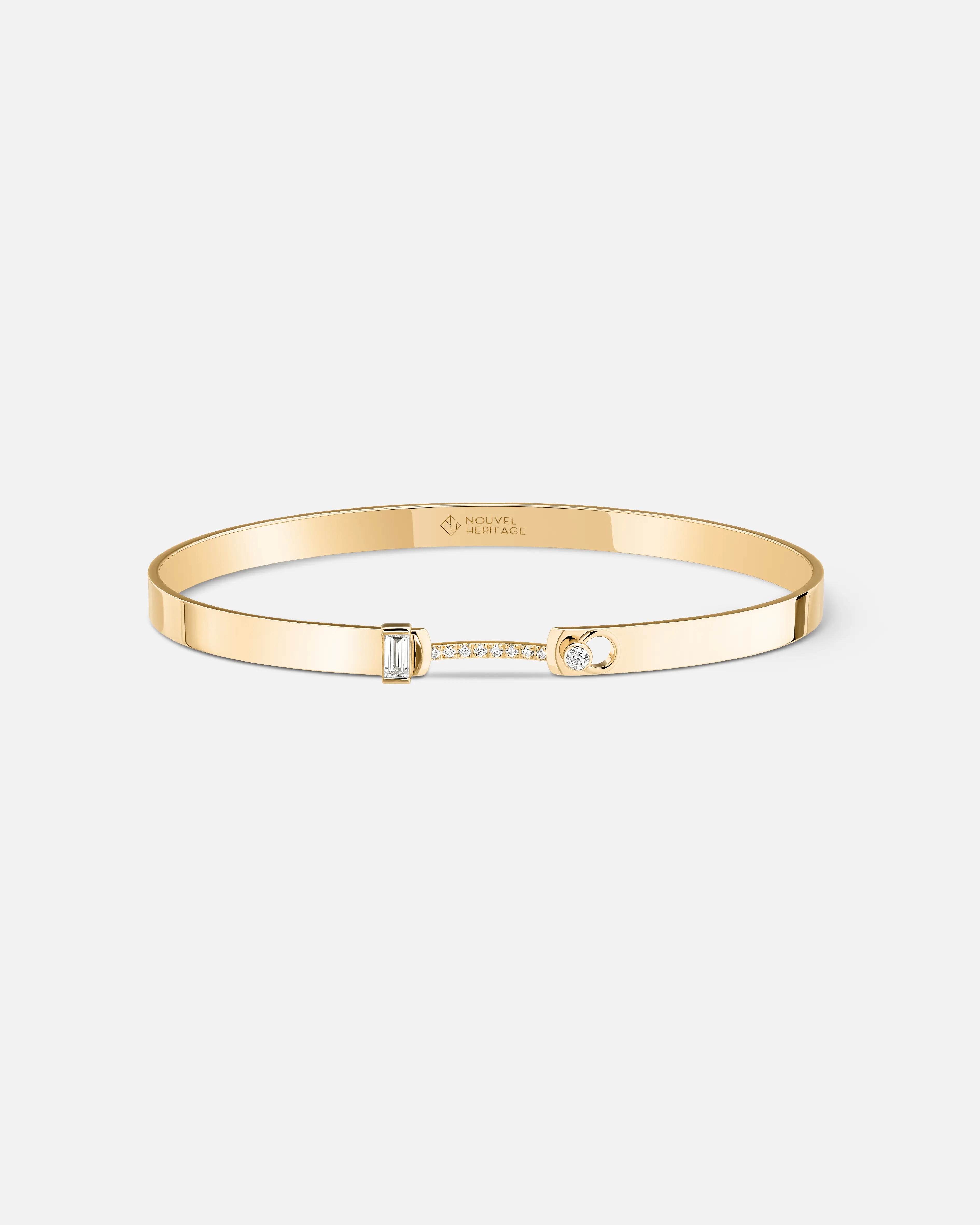 Dinner Date Mood Bangle in Yellow Gold