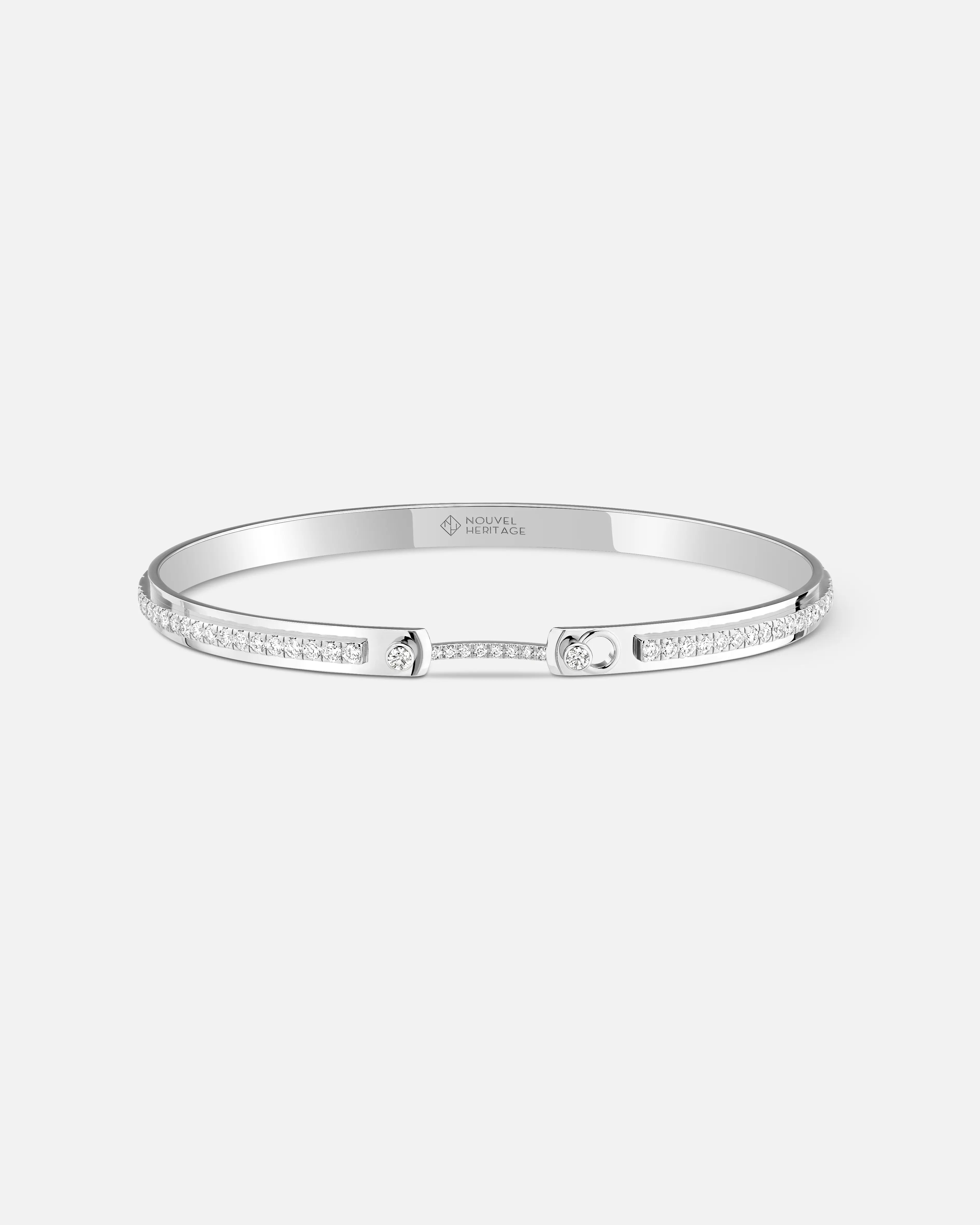 Tuxedo Mood Bangle in White Gold