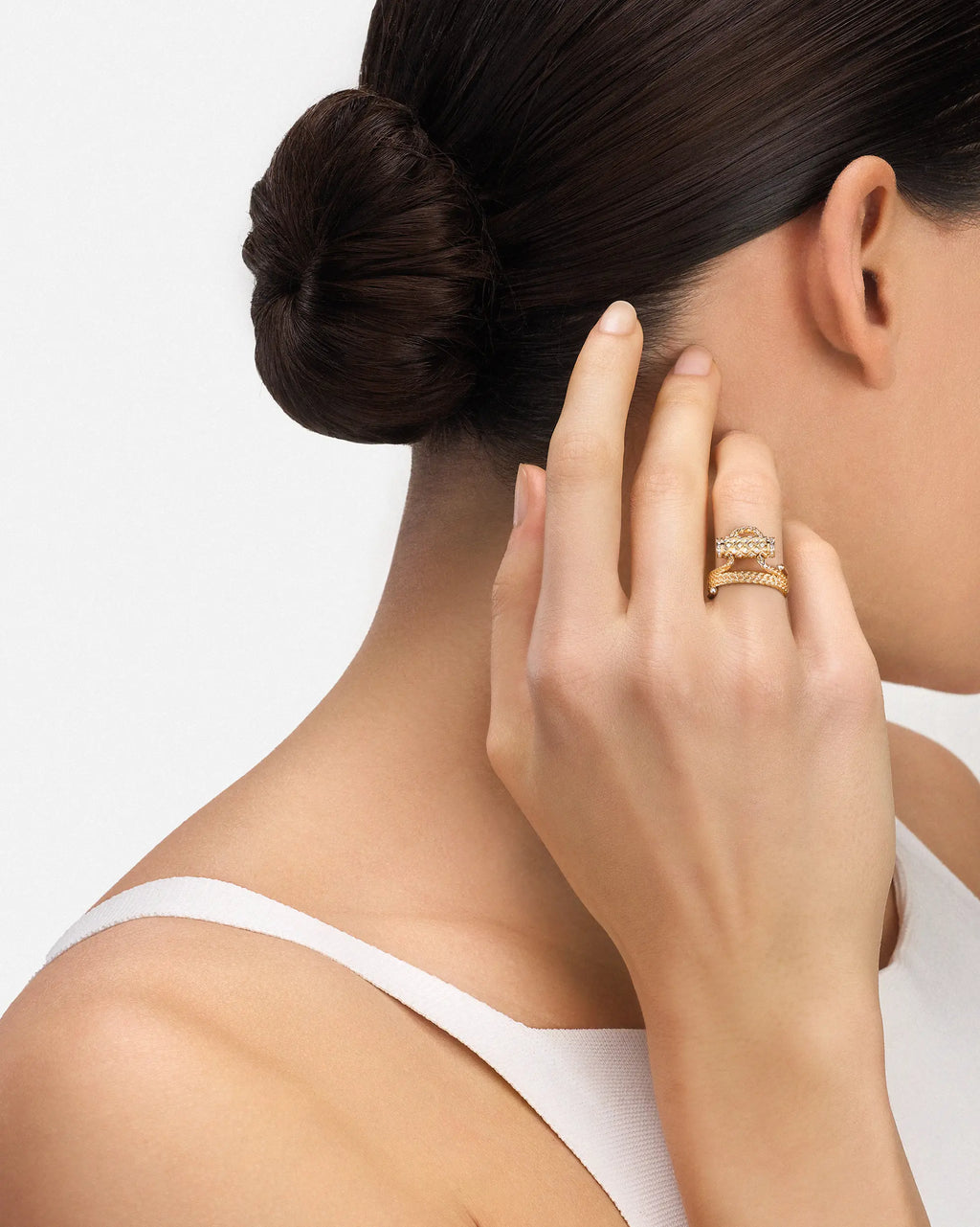 Latch Back Rings Diamond Latch Ring in 18K Yellow Gold – Latch Collection – Nouvel Heritage