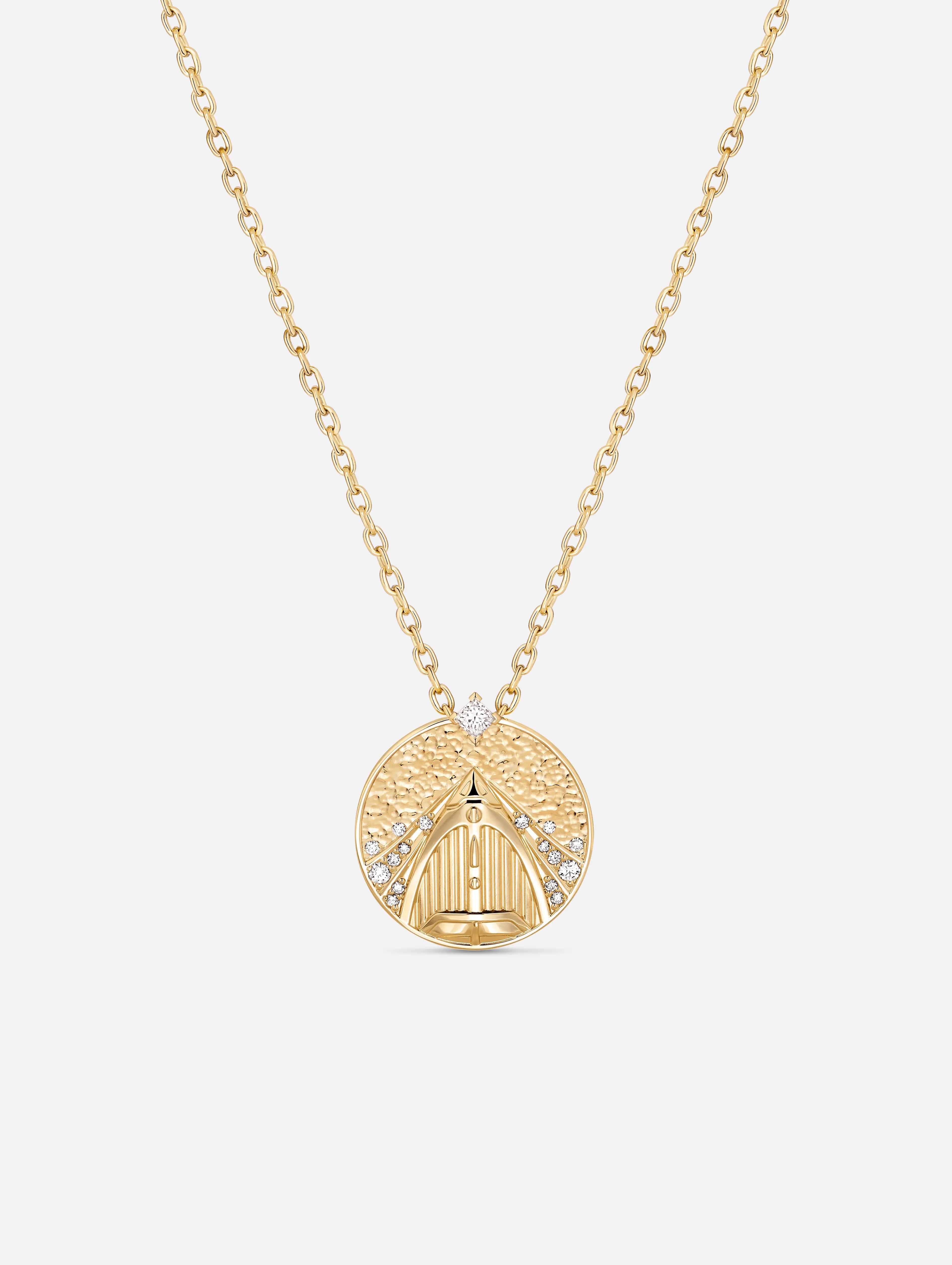 Island Hop Medallion in Yellow Gold