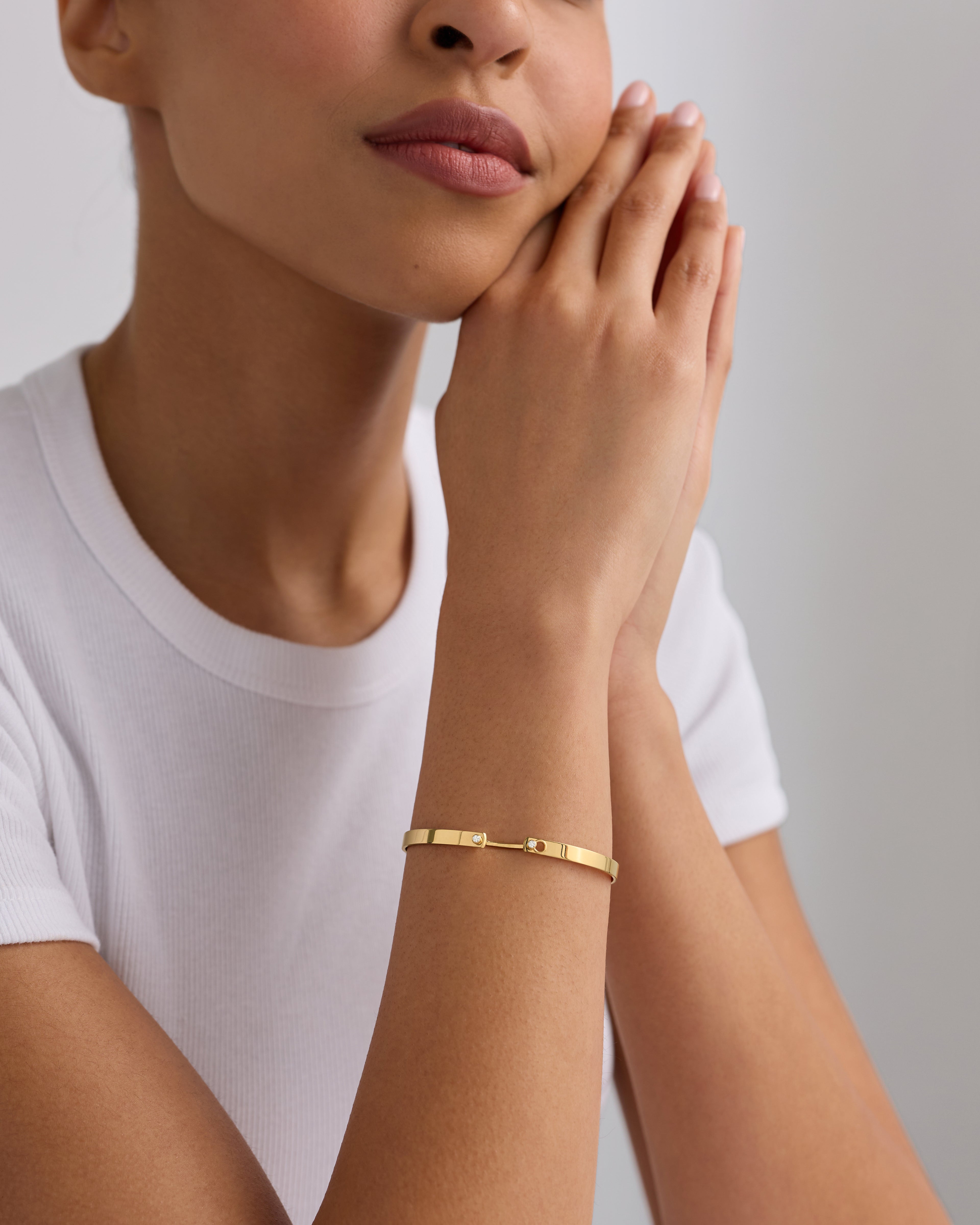 Monday Morning Mood Bangle in Yellow Gold