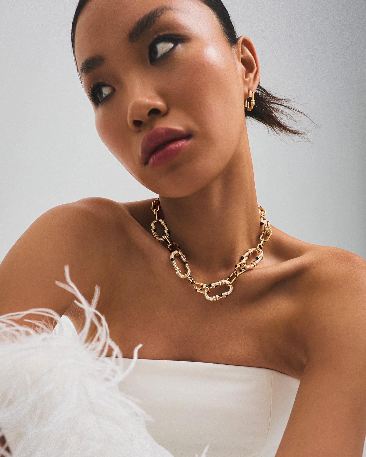 Multi Diamond Try Me Choker in Yellow Gold